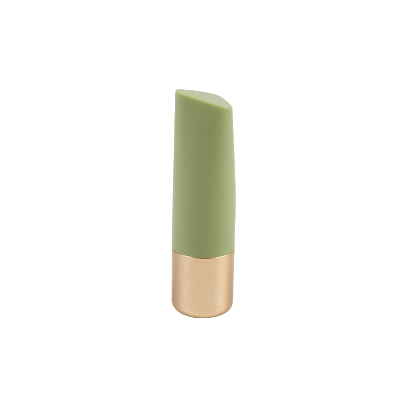 Tubul de ruj Matte Elegant Matte