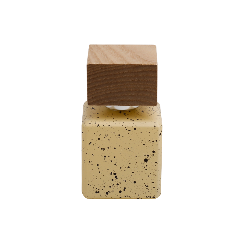 Eleganță rustică sticlă de parfum pete